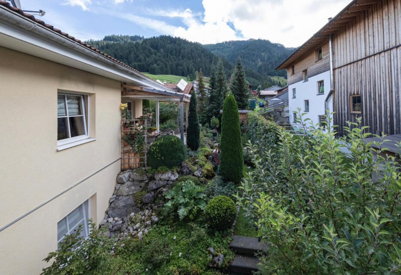 Toskanahaus, Njualms 坦海姆 外观 照片