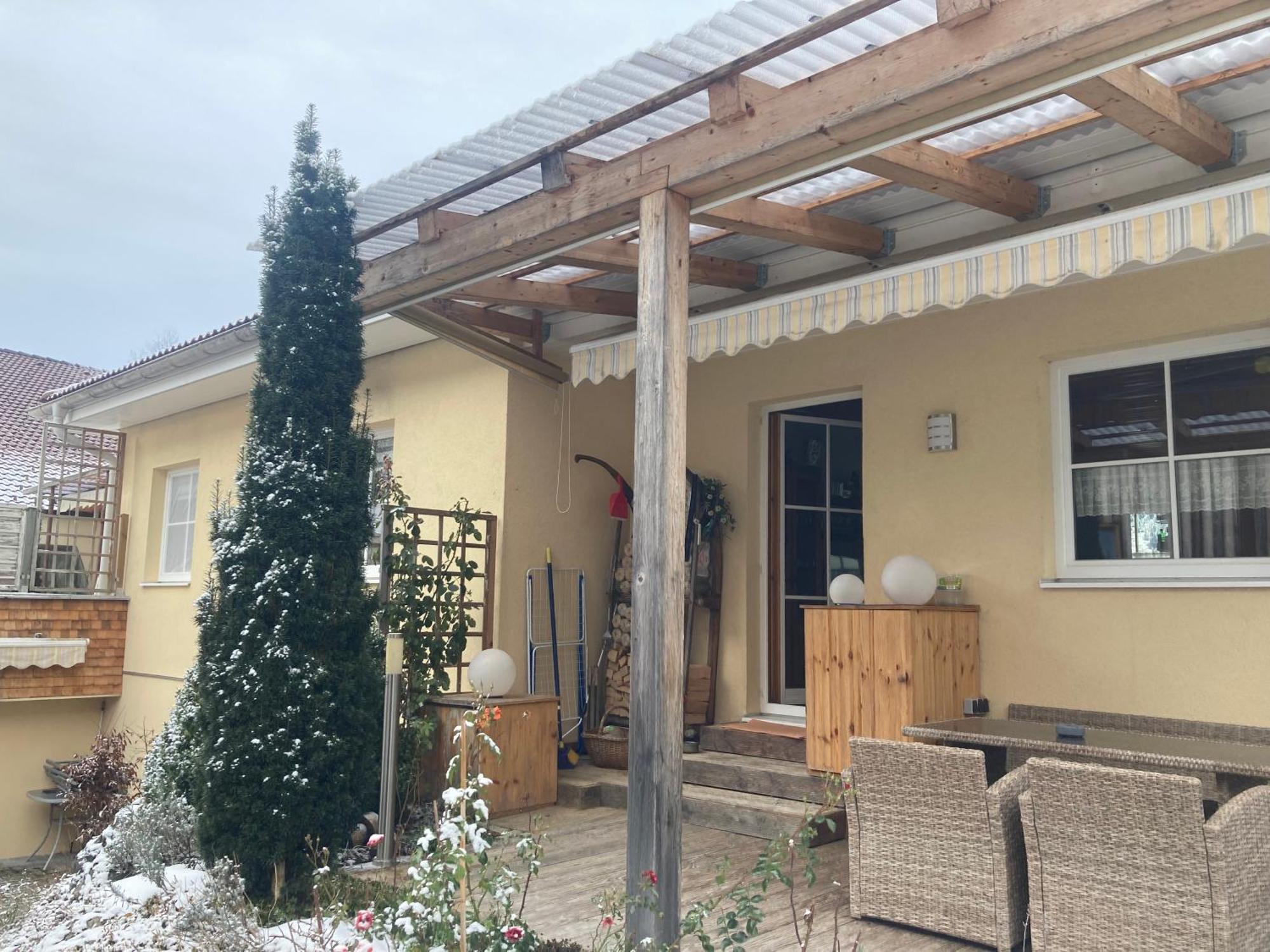Toskanahaus, Njualms 坦海姆 外观 照片