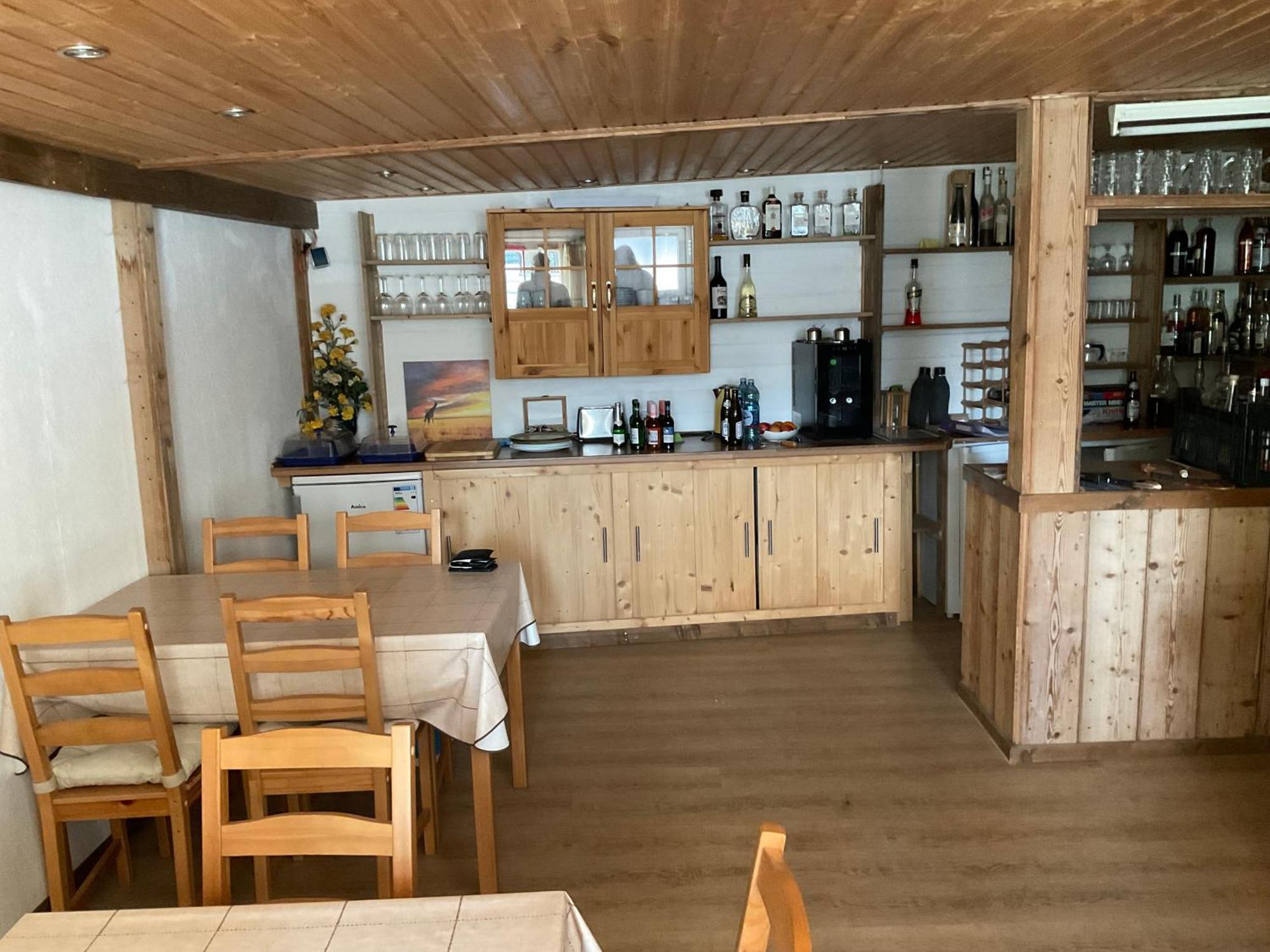 Toskanahaus, Njualms 坦海姆 外观 照片
